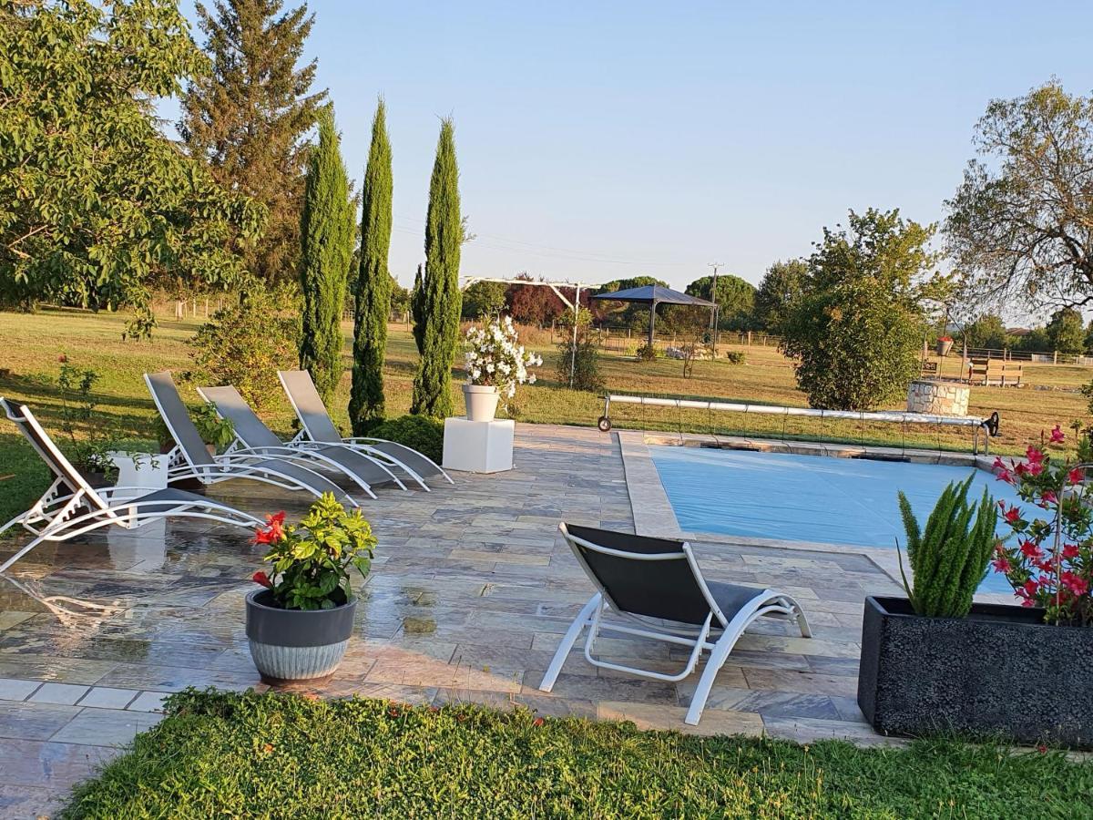 Domaine Christanna Bed & Breakfast Lisle-sur-Tarn Exterior foto